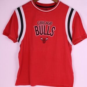 0269-Chicago Bulls Graphic Tee – FISLL Size Large